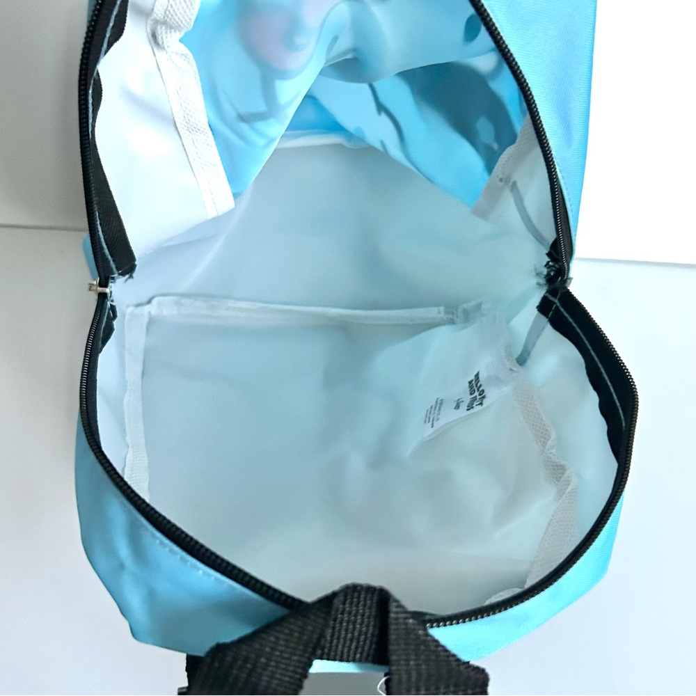 ❤️(HK0002) Hello Kitty Adorable 3-Piece Bundle. Small Backpack, Keychain & Duck - Picture 5 of 9